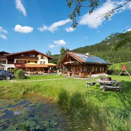 Apartment In Flachau With A Terrace Apartamento